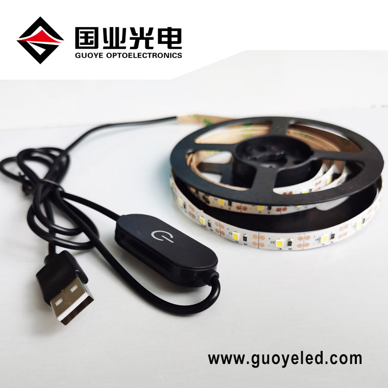 Paski świetlne LED zasilane przez USB